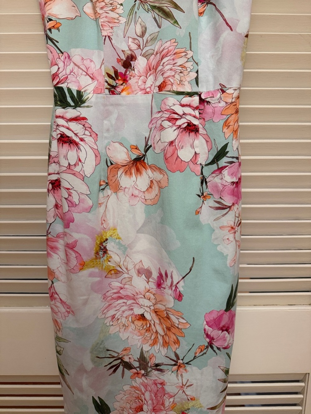 Black Halo Montego Mint Green
Floral Halter Midi Dress, Size Zero, EUC - Picture 5 of 17